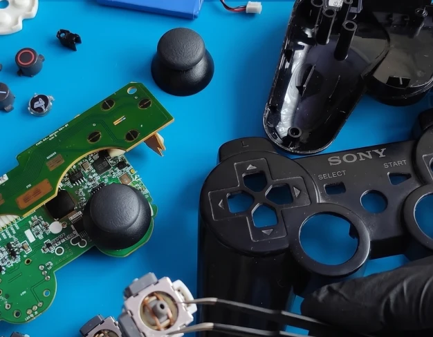 Устранение дрифта стиков DualShock 4