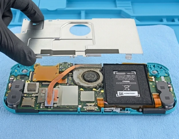 Чистка системы охлаждения игровых консолей