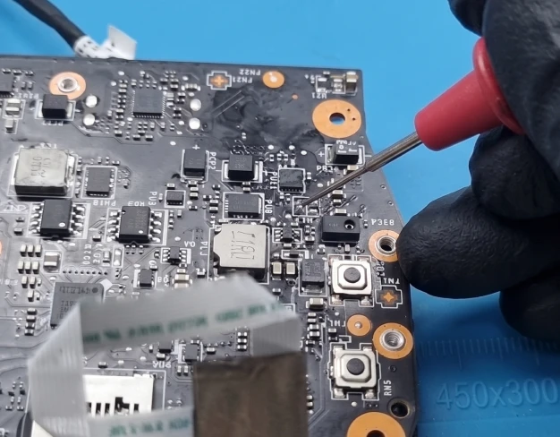 Ремонт MSI Claw после падения