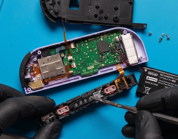 Ремонт Joy-Con и обслуживание консолей