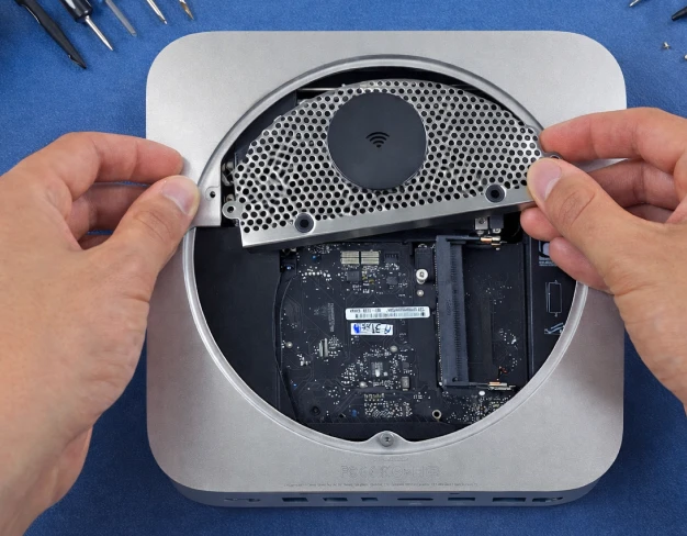 Накопитель и система Mac mini