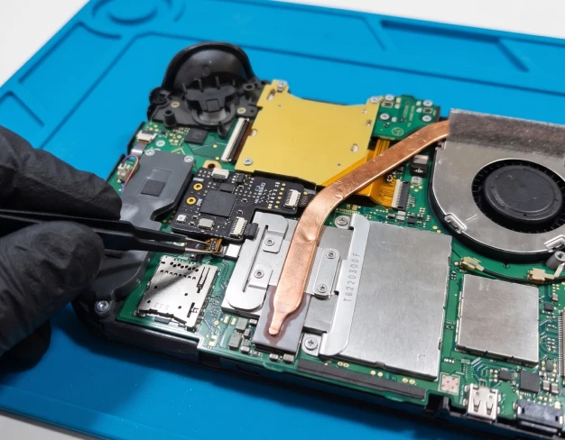 Программный ремонт портативных консолей и замена SSD