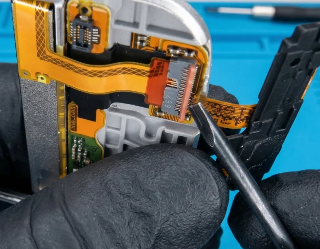 Замена тачскрина смартфона iQOO