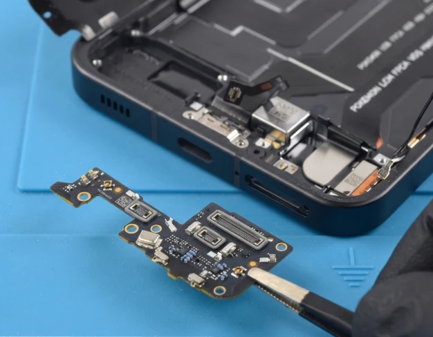 Ремонт и восстановление корпуса Nothing после влаги