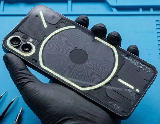 Обслуживание смартфонов Nothing