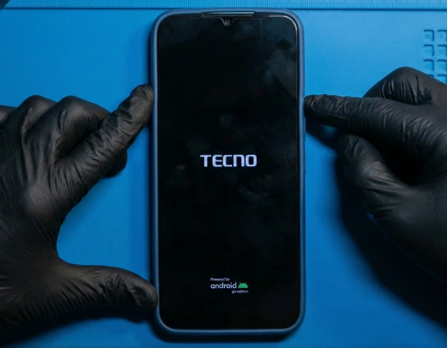 Ремонт гнезда зарядки смартфона Tecno