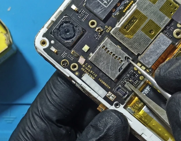 Замена аккумулятора смартфона VIVO